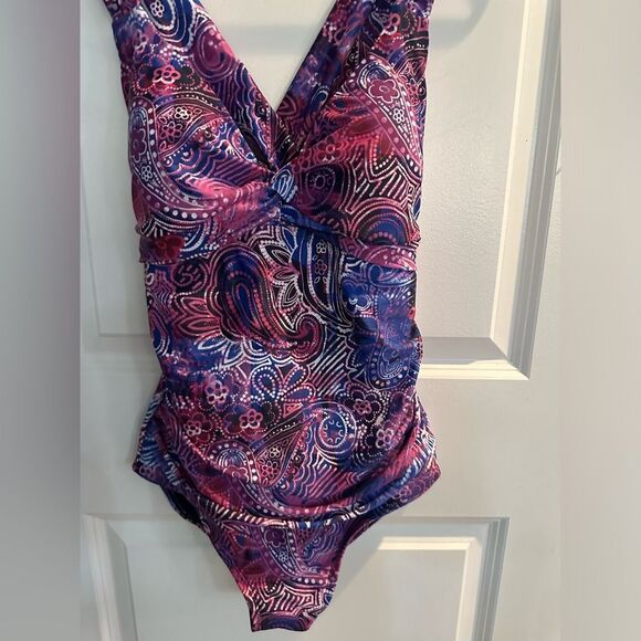 NWT Swimsuit For All Twist Front Maillot One Piece Women Size 10 - Picture 3 of 14
